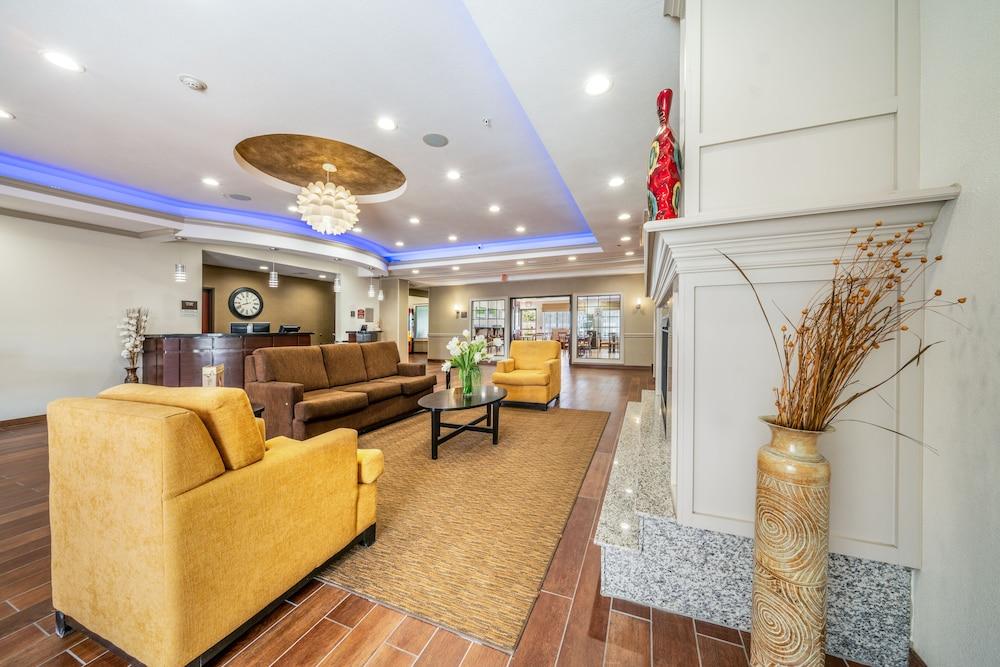 Hotel Restwell & I-45 North Westfield