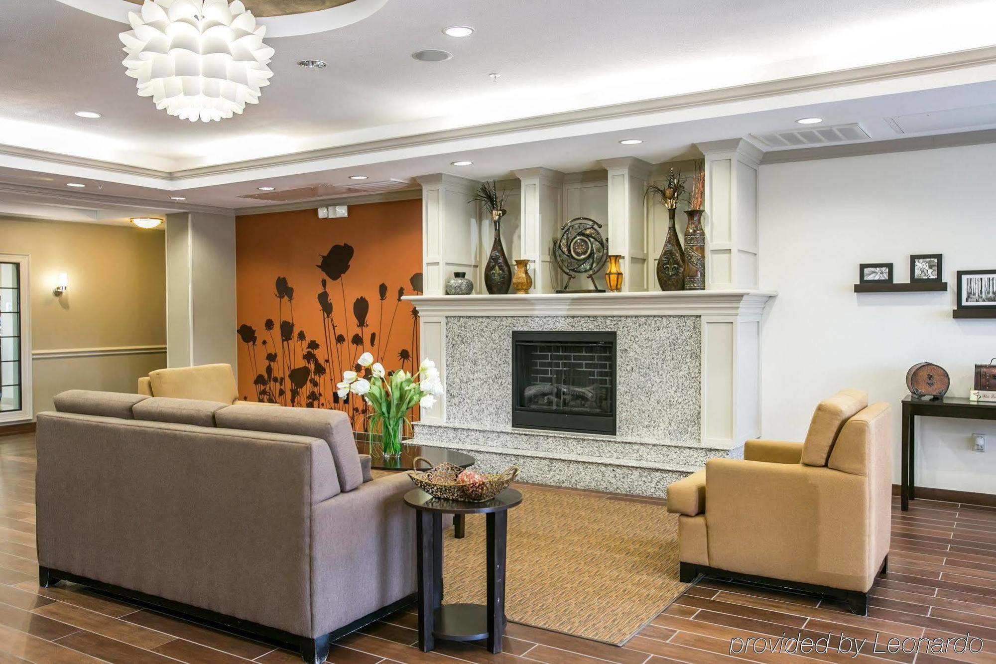 Hotel Restwell & I-45 North Westfield